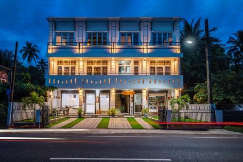 Hiru Hotel
