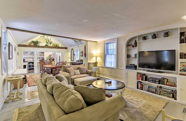Historic Cape Cod Home w/ Fire Pit - Walk to Beach