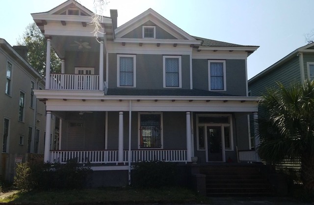 *Historic Savannah Home*Great for longer stays-Request a quote*