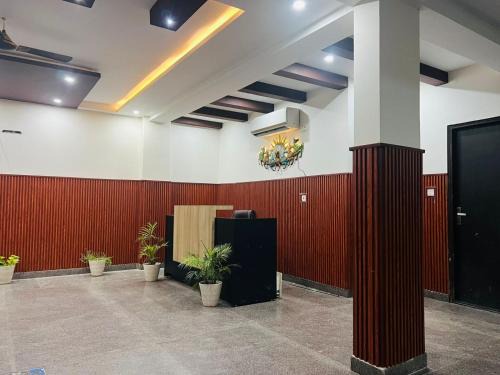 HL Residency Near Expo Mart Centre