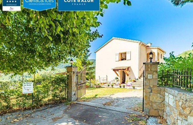 Holiday apartment Le Bar sur Loup for 1 - 6 persons with 2 bedrooms - Holiday apartment