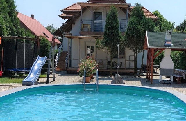 Holiday apartment Balatonmáriafürdõ for 1 - 2 persons with 1 bedroom - Holiday apartment