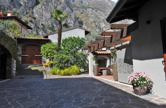 Holiday apartment Limone sul Garda for 1 - 3 persons - Holiday apartment