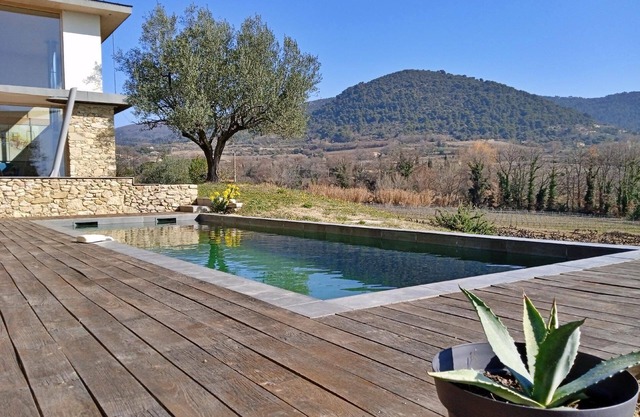 Holiday house Mérindol les Oliviers for 1 - 6 persons with 3 bedrooms - Holiday house