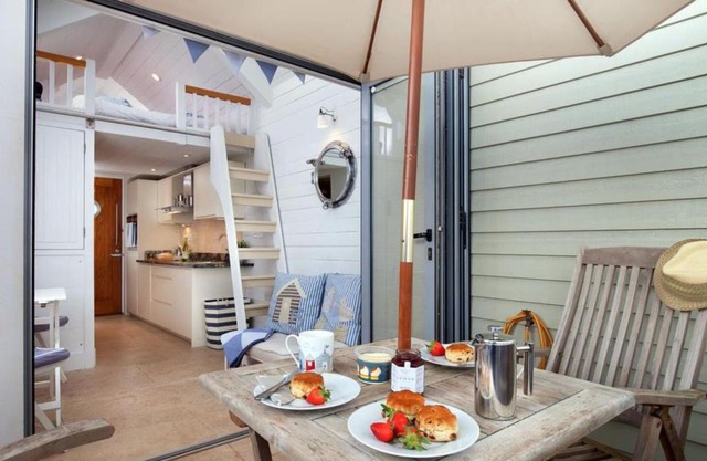 Holiday Home Brenda by Interhome