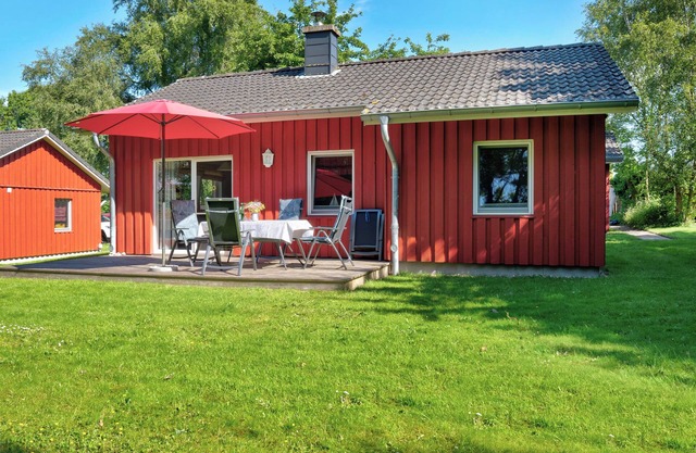 Holiday Home 'Ferienhaus Seeschwalbe' with Private Terrace, Private Garden and Wi-Fi