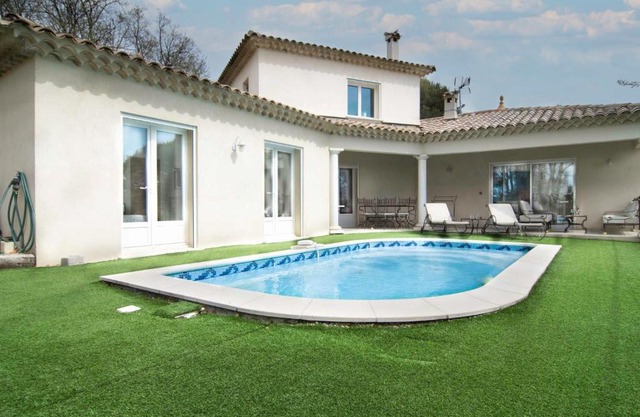 Holiday Home L'Esquirou by Interhome
