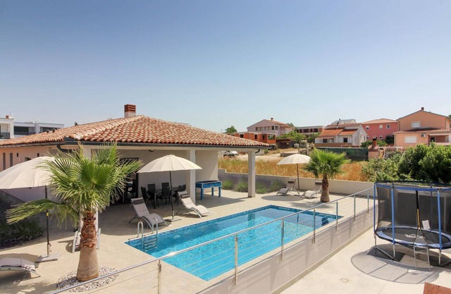 Holiday house Pula for 1 - 8 persons with 3 bedrooms - Holiday home