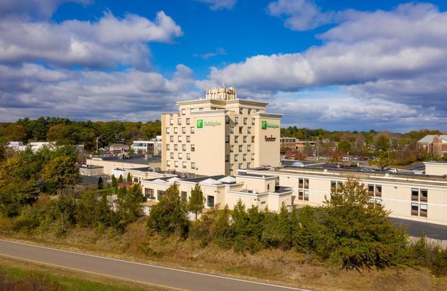 Holiday Inn Boston - Dedham Hotel & Conference Center an IHG Hotel