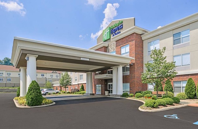 Holiday Inn Express Mineral Wells, an IHG Hotel