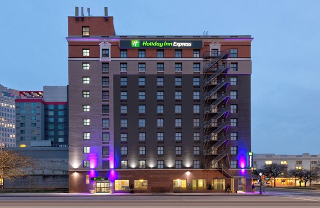 Holiday Inn Express Dallas Downtown by IHG