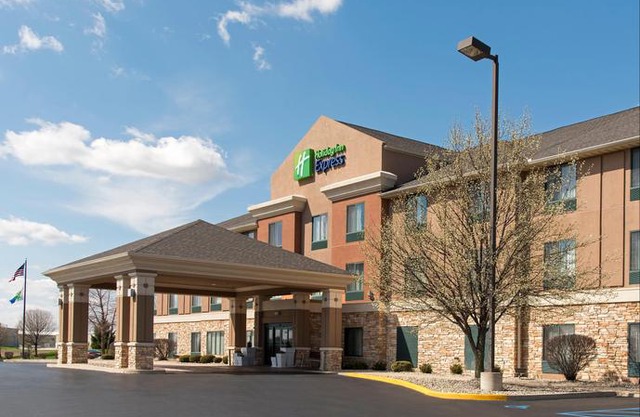 Holiday Inn Express Gas City