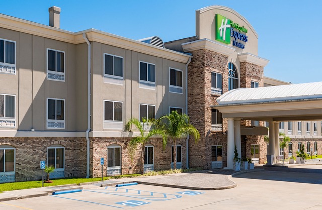 Holiday Inn Express Hotel & Suites New Iberia - Avery Island, an IHG Hotel