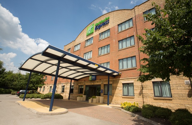 Holiday Inn Express Liverpool-Knowsley, an Ihg Hotel