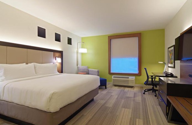 Holiday Inn Express & Suites - Phoenix North - Scottsdale