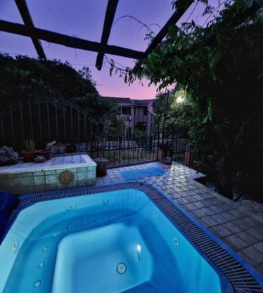 Holiday Vibes Relax