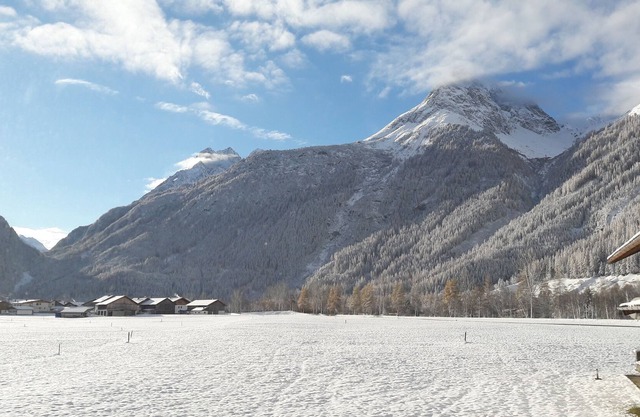 Holidays in a top location - winter and summer - top ski areas (e.g. Solden) not far