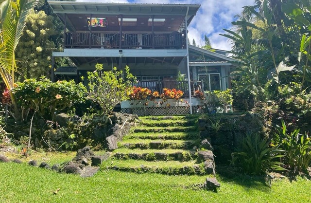 Holualoa Garden Studio