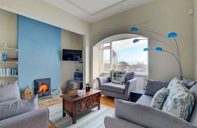Homelands - Five Bedroom House, Sleeps 9