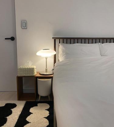 Hong's house 홍대 메인거리 3분 상수역 2분 DMC역 8분 이중보안 출입문