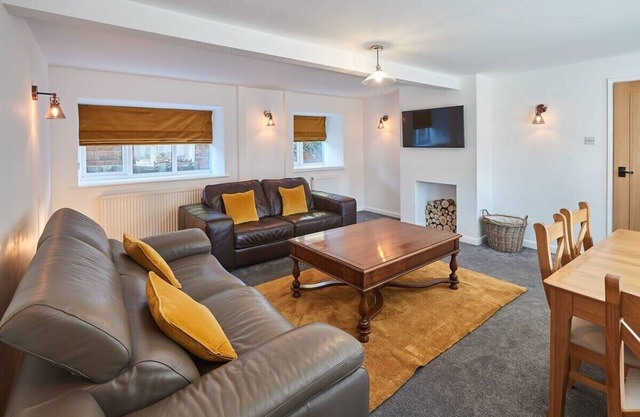 Host Stay Cottage 