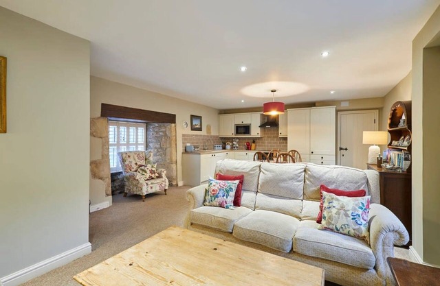 Host Stay The Byre