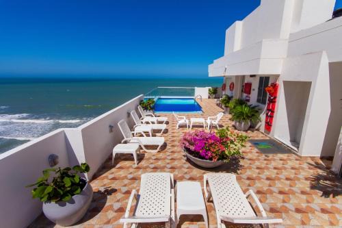 Hotel Aixo Suites By GEH Suites