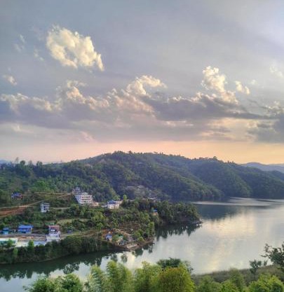 Hotel bright moon lake