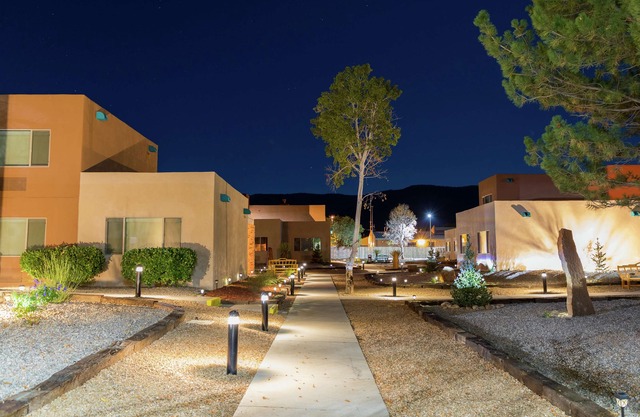 Hotel Don Fernando de Taos, Tapestry Collection by Hilton