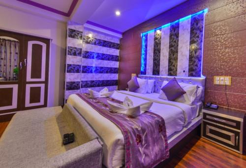 Hotel g suite airport domestic