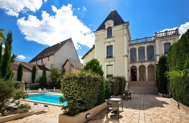 Hotel Le Renoir