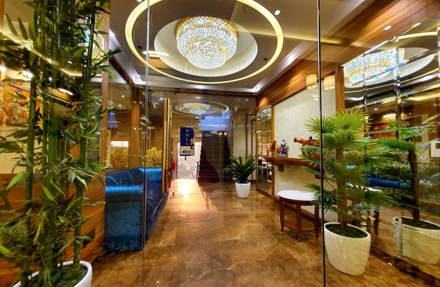 Hotel Makhan Residency
