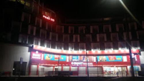 Hotel Neptune Palace , Anand