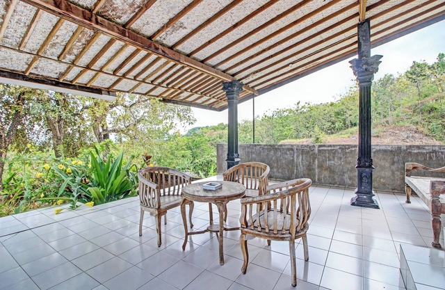 Hotel O Sendang Asri