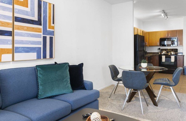 Hotel ∙ Private 2BR Condo in Zone Westgate with Balcony & Pool