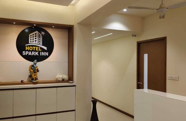 HOTEL SPARK INN
