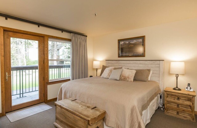 Hotel Style Room in the Heart of WMR Village