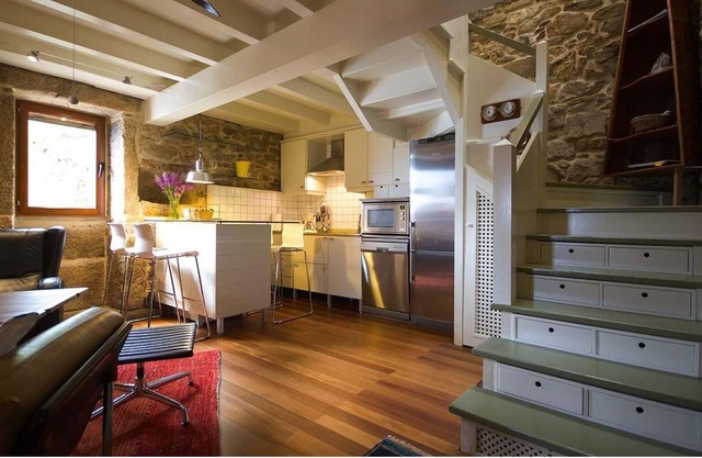 House - 2 Bedrooms with WiFi and Sea views - 106828