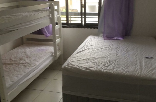 House / apt 50mts from Prainha - 13 people
