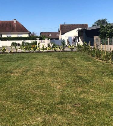 House, lot, secure private parking