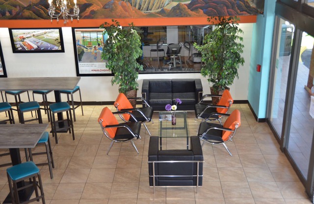 Howard Johnson by Wyndham Yuma