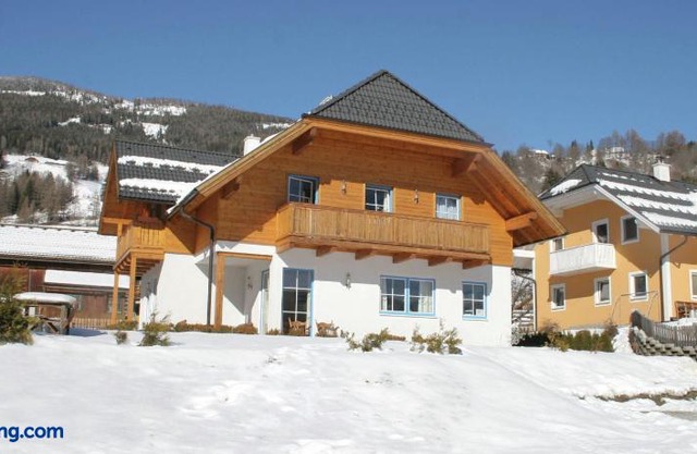 Huge Apartment in Sankt Margarethen im Lungau near Ski Lift