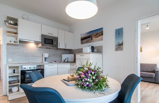 "Huus Stranddün" apartment 3: modern accommodation on Langeoog