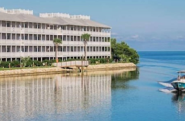 Hyatt Beach House Residences! Keys, Hot Tub, Pool