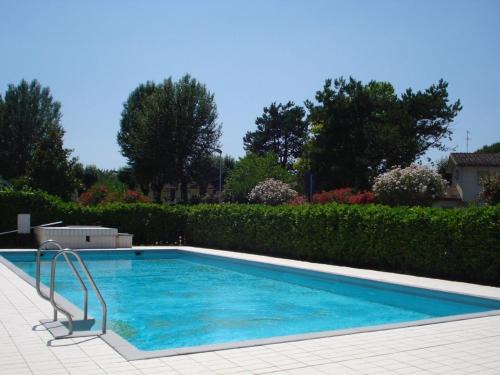 Incredible villa with swimming pool