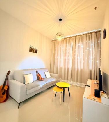 Iconic Regency Service Residences - Bee's Home