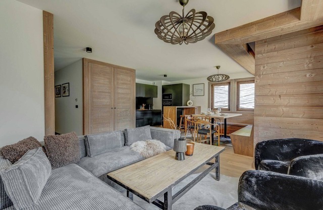 Ideal 3 bedroom apartment with 200m2 garden