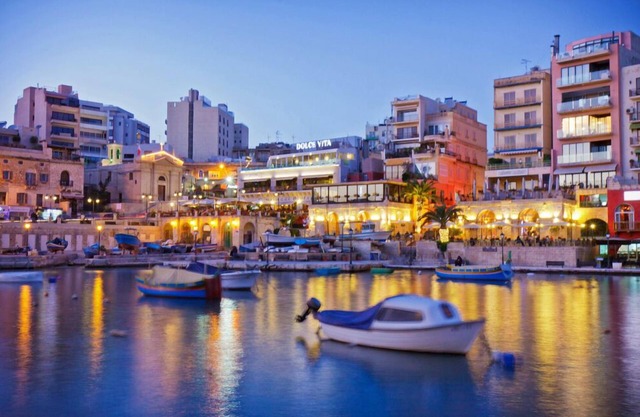 Idyllic Apartment Steps From the Promenade