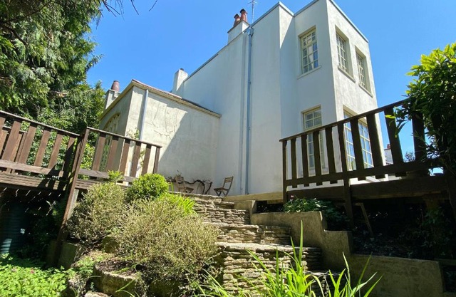 Ingledene a Spacious Family House