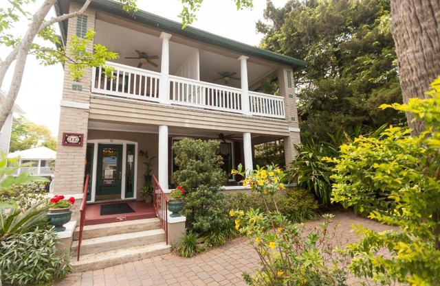 Inn on Charlotte Boutique Hotel